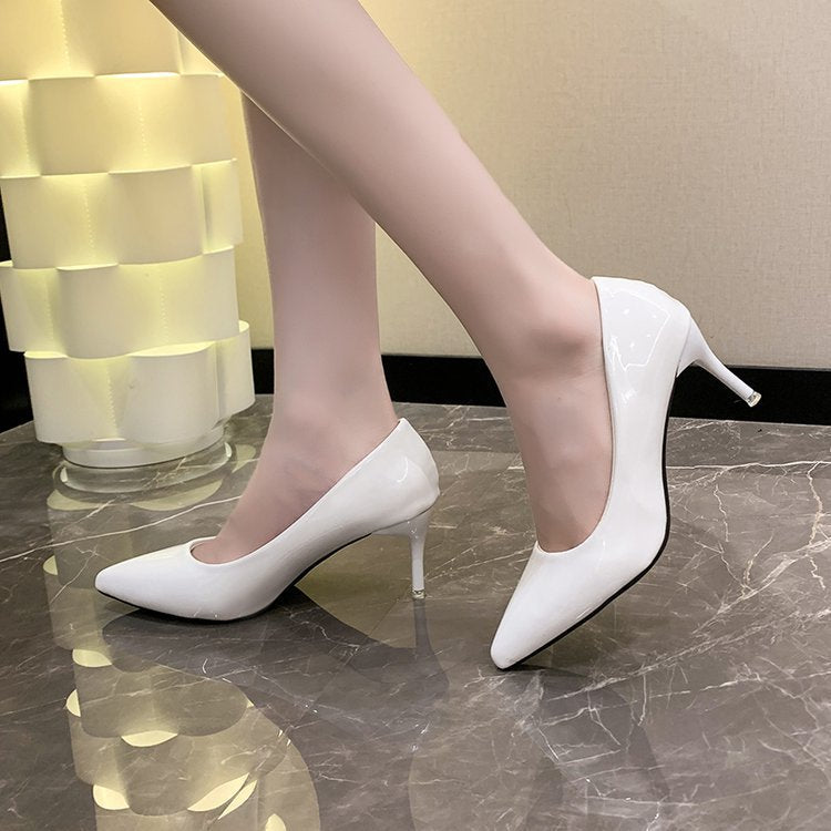 Women's patent pumps with pointed toe shape, slim stiletto, and cushioned comfort sole Mune Fashion