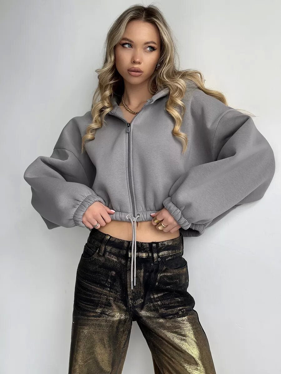 Women's short oversized hooded sweatshirt with half zip and drawstring waistband Mune Fashion