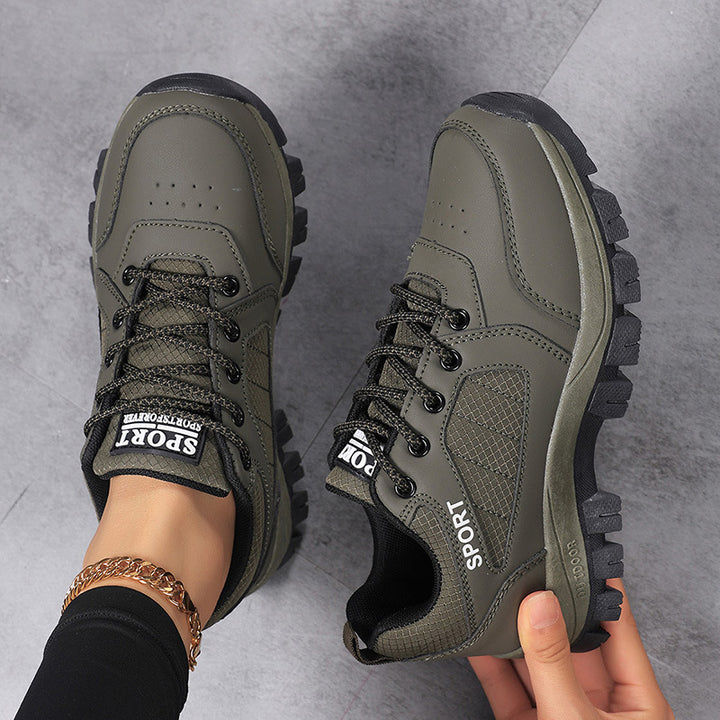 Men's robust laced casual sneakers with deep stud profile, padded shaft and practical pull tab Mune Fashion