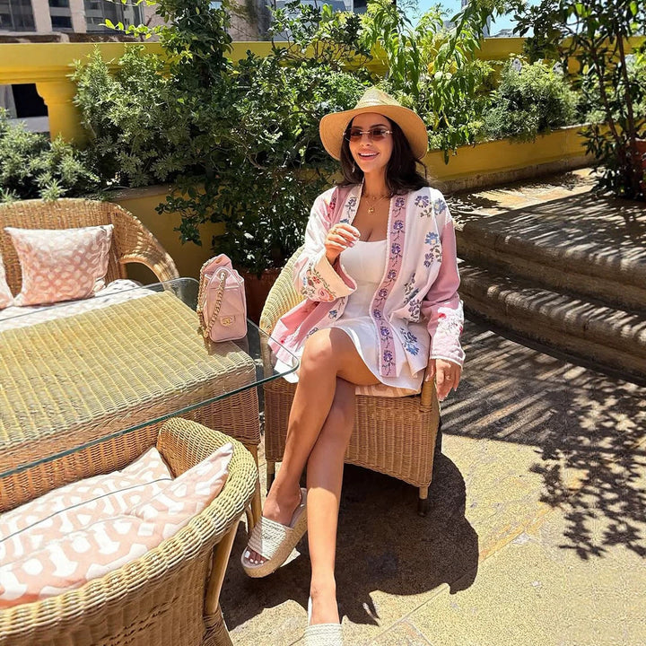 Women Embroidered Lightweight Kimono Jacket with Floral Appliqués and Open Fall Mune Fashion