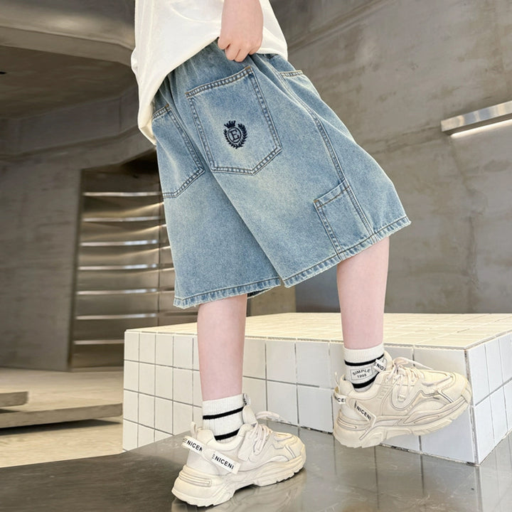 Unisex trendy loose-fitting denim shorts with practical pockets Mune Fashion