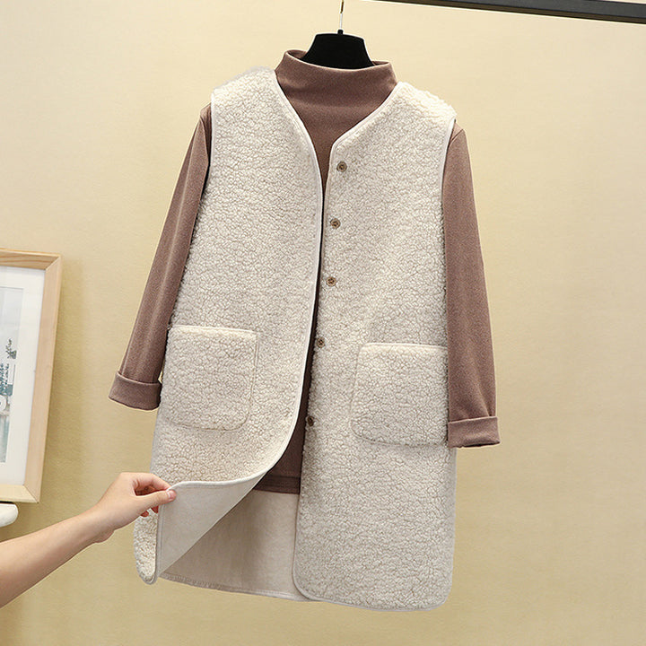 Women's long quilted teddy vest with button placket, soft brushed lining and large patch pockets Mune Fashion