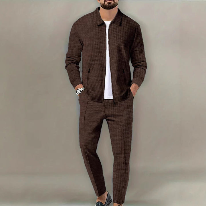 Men's Leisure Suit with Modern Structured Design and Practical Pockets Mune