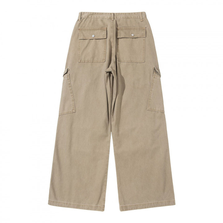 Ladies wide utility cargo pants made of sturdy canvas with a high waist and knee pleats Mune Fashion