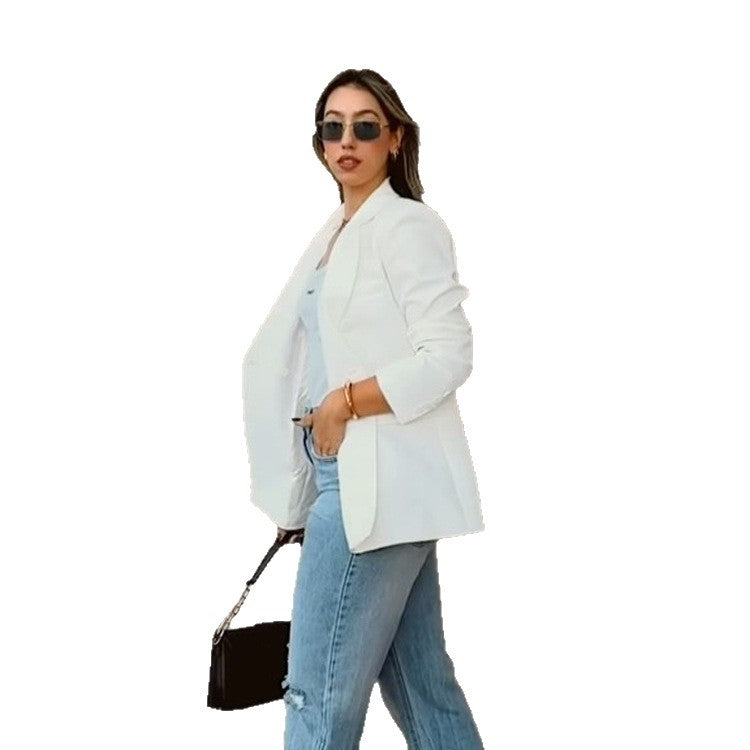 Women Fitted Double-Breasted Long Blazer with Light Shoulder Pads and Clean Lapels Mune Fashion