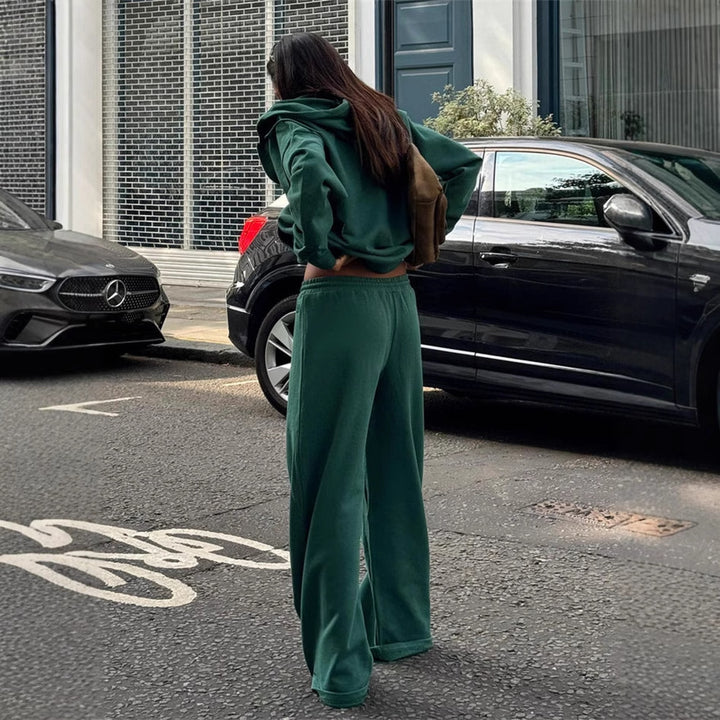 Women's cropped hoodie sweatshirt with oversized sleeves and high-waist wide-leg leisure pants Mune Fashion