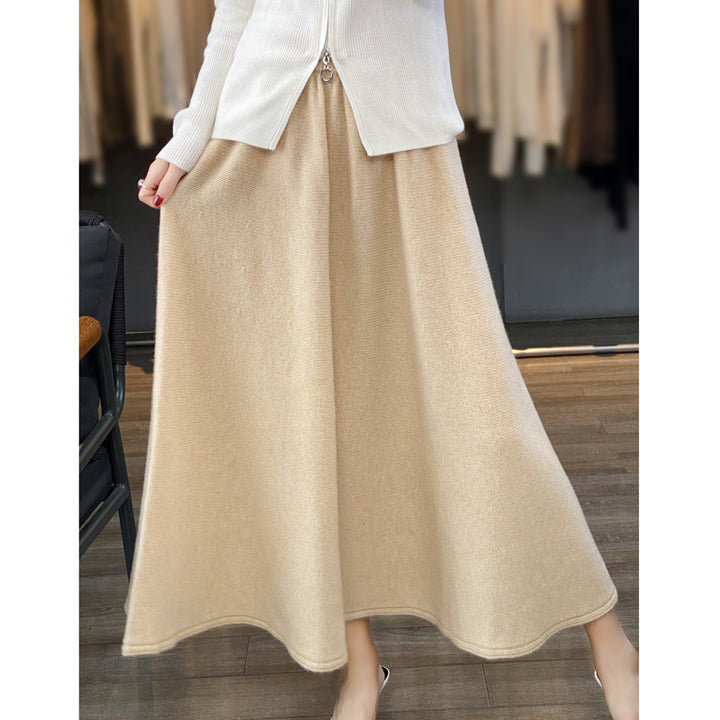 Women's midi skirt made of knitted wool blend with flared A-line Mune Fashion