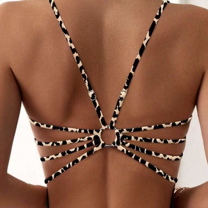 Women's One-Piece Swimsuit with Elegant Cut and Fashionable Lacing Details Mune Fashion