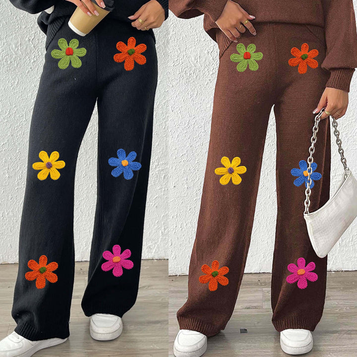 Women's casual knit pants with colorful floral appliqués Mune Fashion
