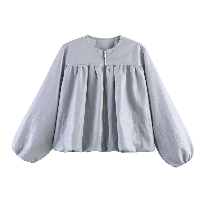Women's short jacket in flounce style with gathered yoke, continuous zipper and wide balloon sleeves Mune Fashion