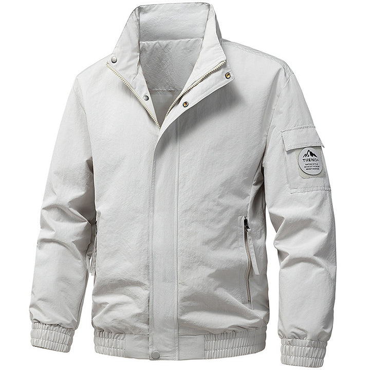 Men's technical hooded softshell jacket with adjustable hood and utility pockets Mune Fashion