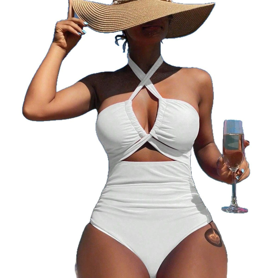 Women's high-summarizing swimsuit with innovative cut Mune Fashion