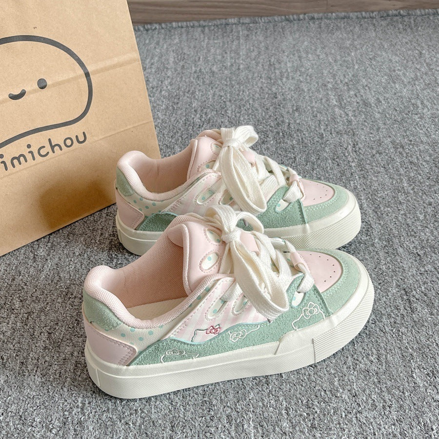 Women's sneaker with playful animal design and breathable upper material Mune Fashion