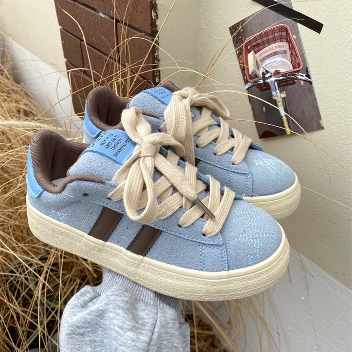 Women's sneakers made of high-quality leather with a modern design Mune Fashion