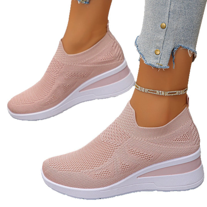 Women's Comfortable Wedge Sneakers made of breathable knitted material Mune Fashion