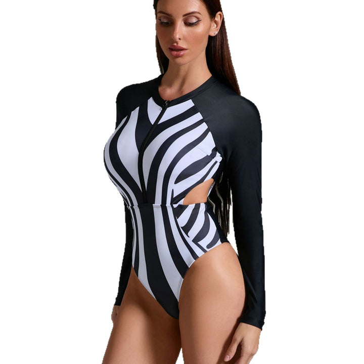 Damen Sportlicher Badeanzug Echo Archiv