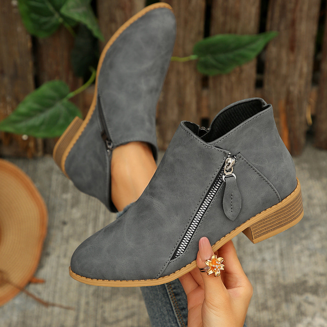 Women's Short Shaft Ankle Boots with Side Zipper and Low Block Heel Mune Fashion