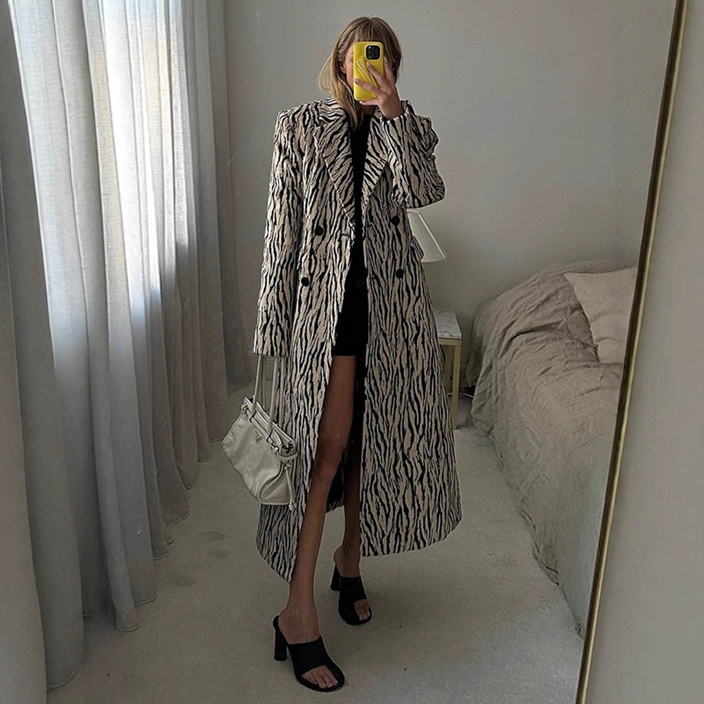 Women's Two-Piece Zebra Pattern Coat and Mini Skirt Set made of Textured Woven Fabric Mune Fashion