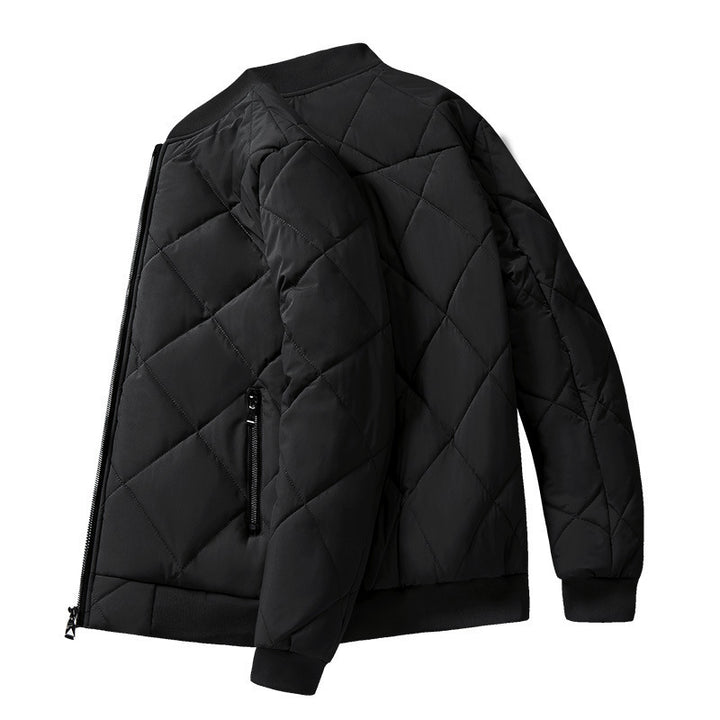 Women's quilted bomber jacket with diagonal quilting, padded insulation and zippered pockets Mune Fashion