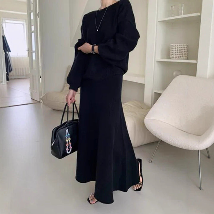 Women's knit set consisting of oversized ribbed sweater and flowing maxi skirt Mune Fashion