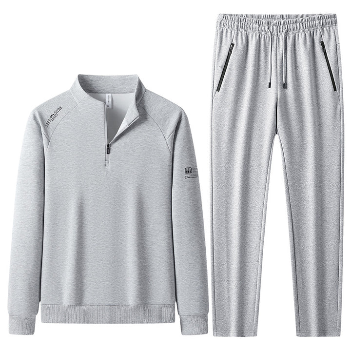 Men's sporty set with stand-up collar