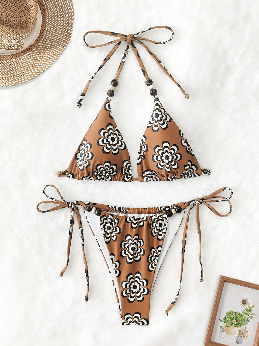 Ladies Triangle Bikini with playful tie straps Mune Fashion
