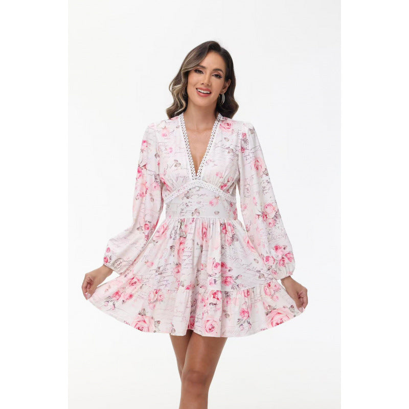 Women Boho floral mini dress with V-neck and puff sleeves Mune Fashion
