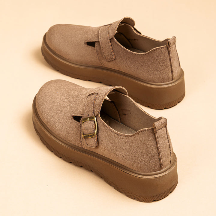 Women nan platform Mary Jane slipper with suede surface and adjustable metal buckle Mune Fashion
