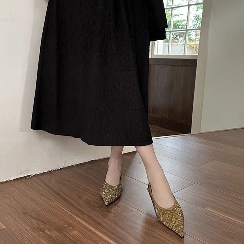 Women's Elegant Pointed Toe Slippers with Crystal Decoration and Padded Comfort Insole Mune Fashion