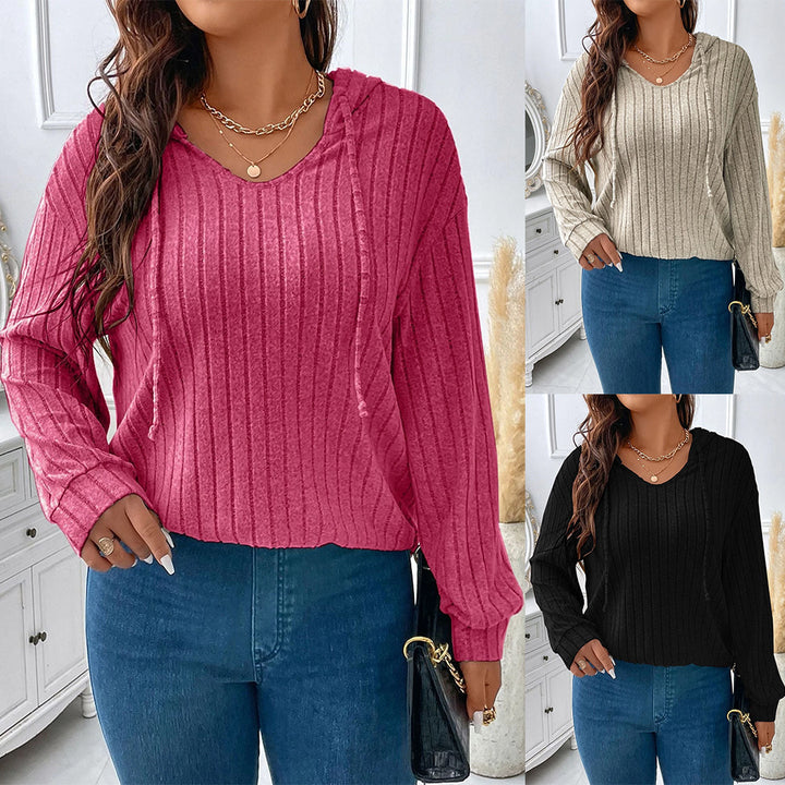 Women's ribbed hoodie made of fine knit with V-neck Mune Fashion