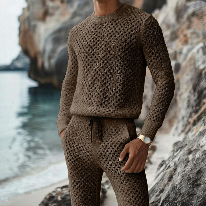 Men's textured knit sweater with finely knitted openwork pattern and round neck Mune Fashion
