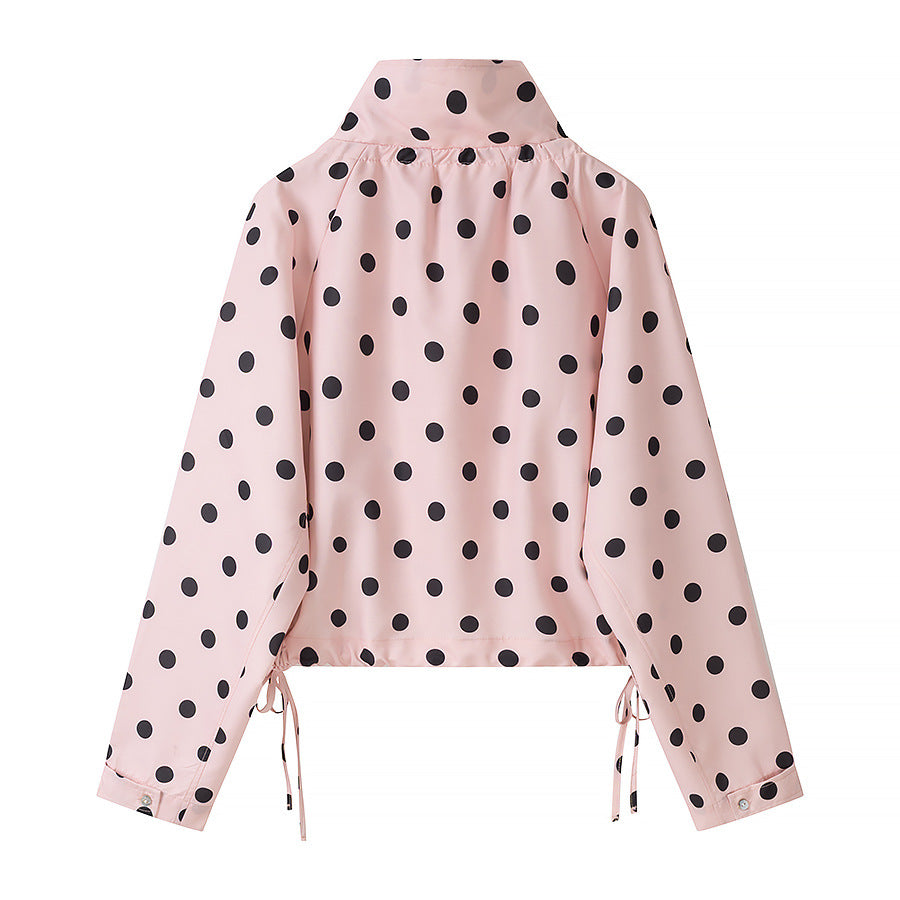 Women's short jacket in rain parka style with stand-up collar, drawstring and polka dot print Mune Fashion
