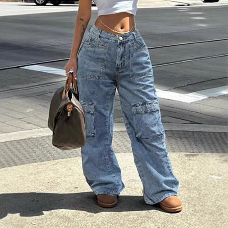 Women's cargo jeans in a wide baggy cut with a high waist and utility pockets Mune Fashion