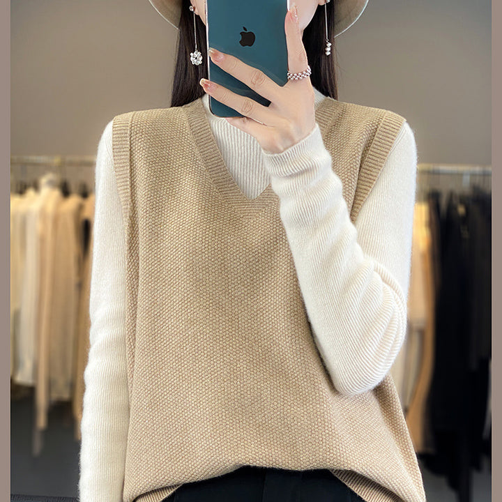 Ladies Oversize Knit Vest with Deep V-Neck and Fine Structure Mune Fashion
