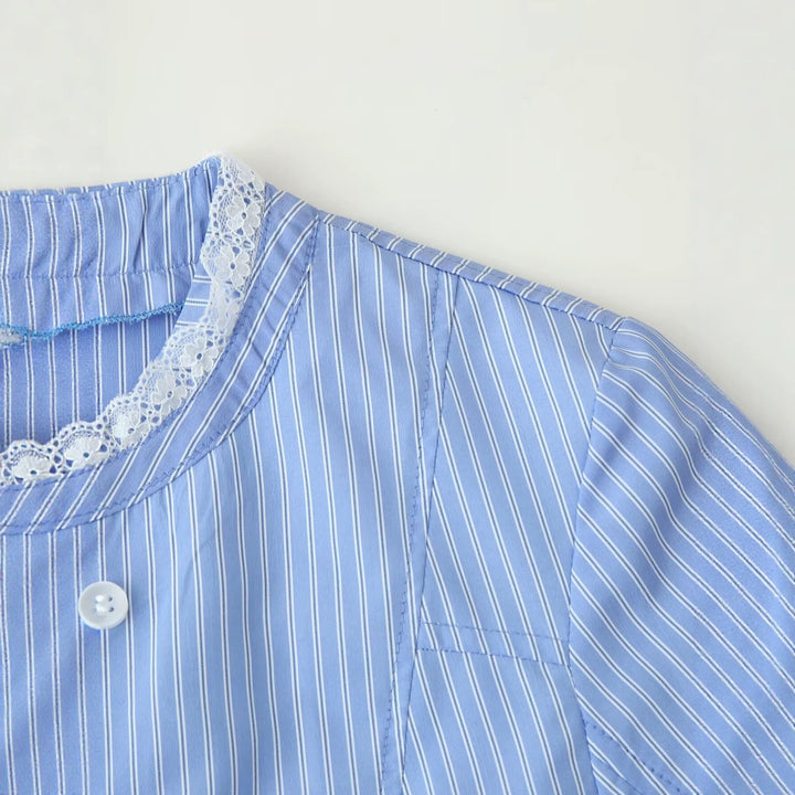 Women's Cropped Blouse Jacket with Double-breasted Button Placket and Lace Trimmings Drune