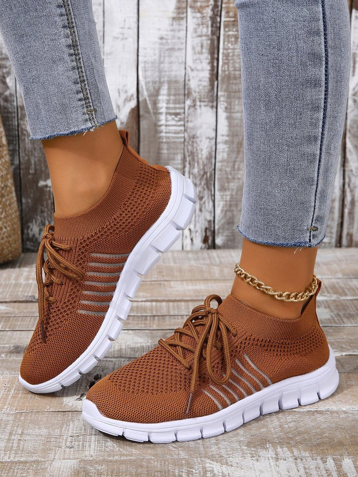 Women's  lightweight knitted sneaker slippers with sock-like shaft and flexible sole Mune Fashion