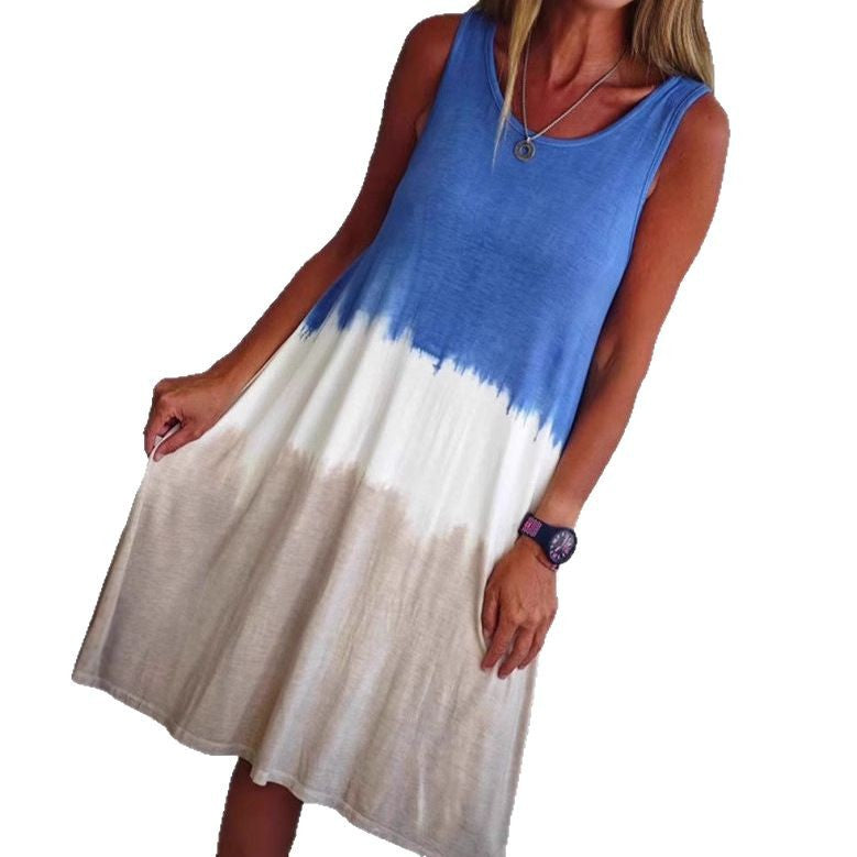 Women's sleeveless swing dress made of soft jersey with flowing color transition and flared silhouette Mune Fashion