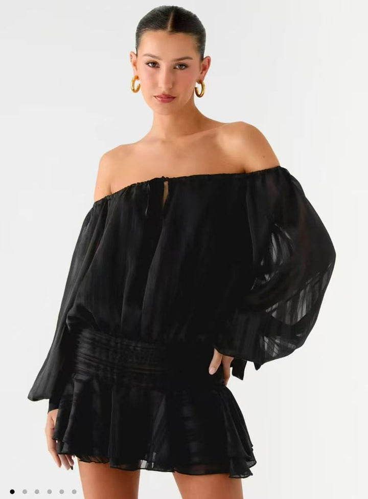 Women Off-Shoulder Blouse and Pleated Mini Skirt Set made of Lightweight Fabric Mune Fashion