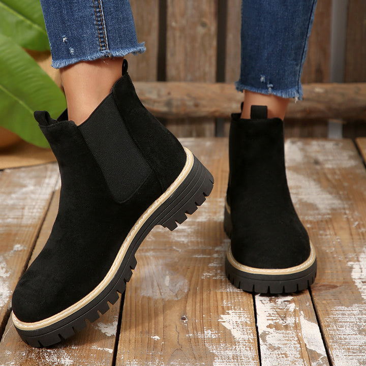 Ladies nan Chelsea boots with profiled tractor sole and elastic side panels Mune Fashion