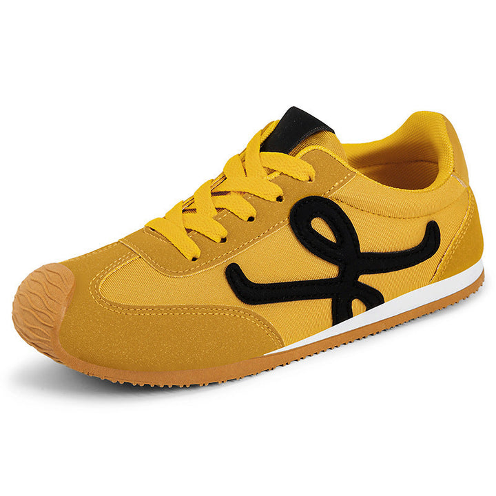 Ladies Sporty Sneakers with Soft Upper Material and Comfortable Sole Mune Fashion