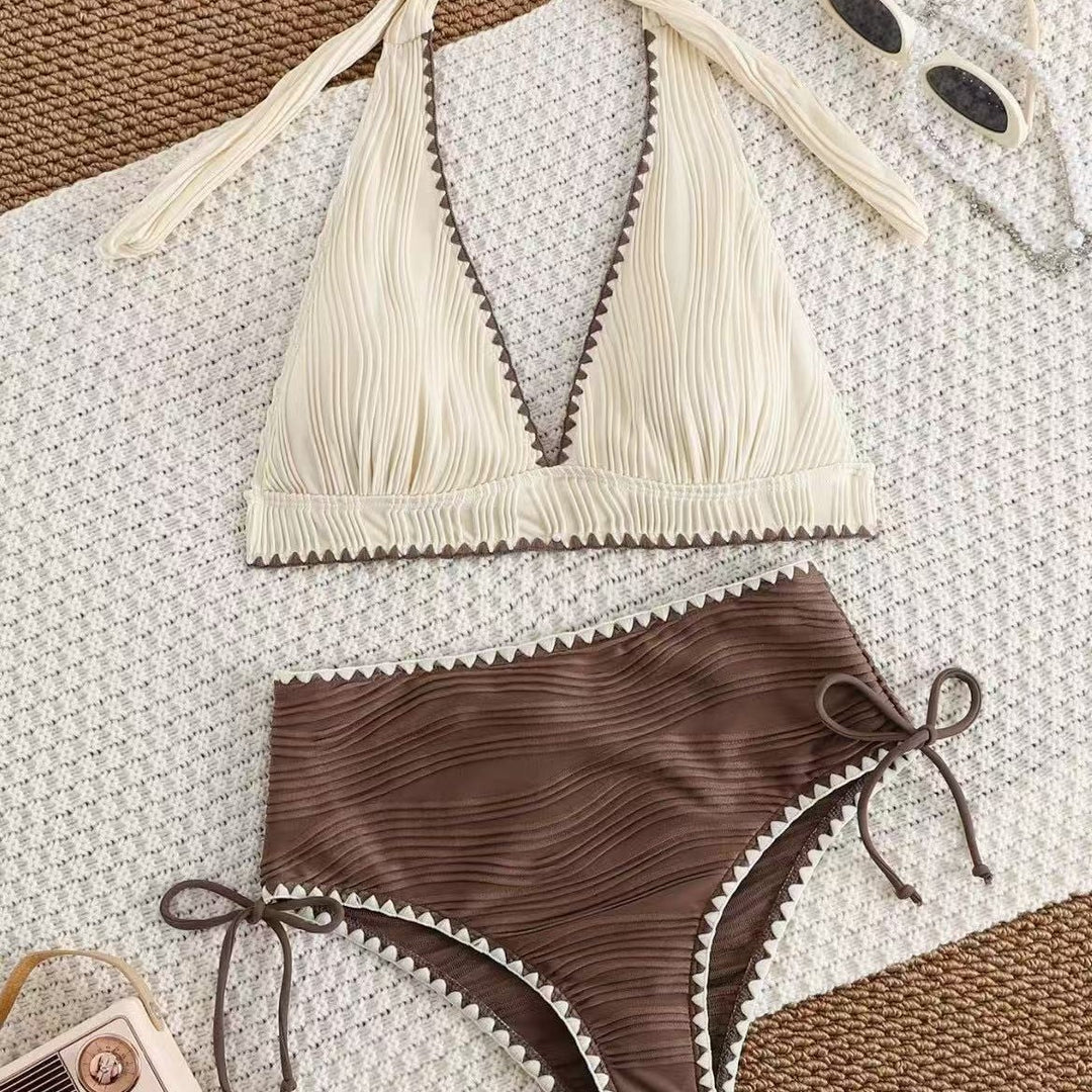 Women's bikini set with deep V-neck and high-waisted pants Mune Fashion