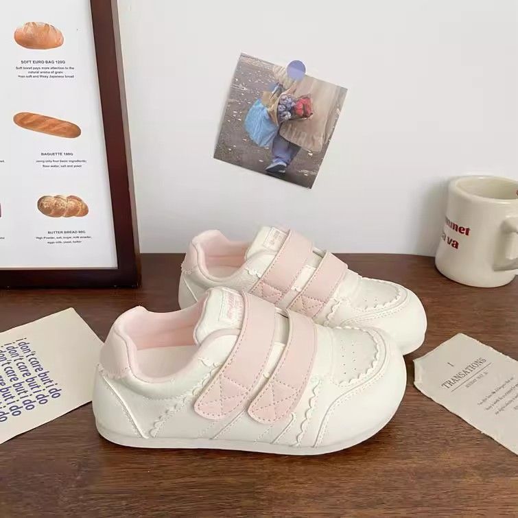Women's children's sneakers with practical Velcro closure Mune Fashion