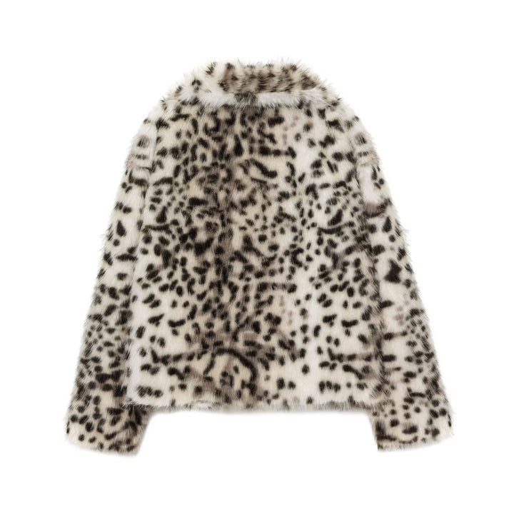 Ladies short jacket made of faux fur with leopard print and voluminous shawl collar Mune Fashion