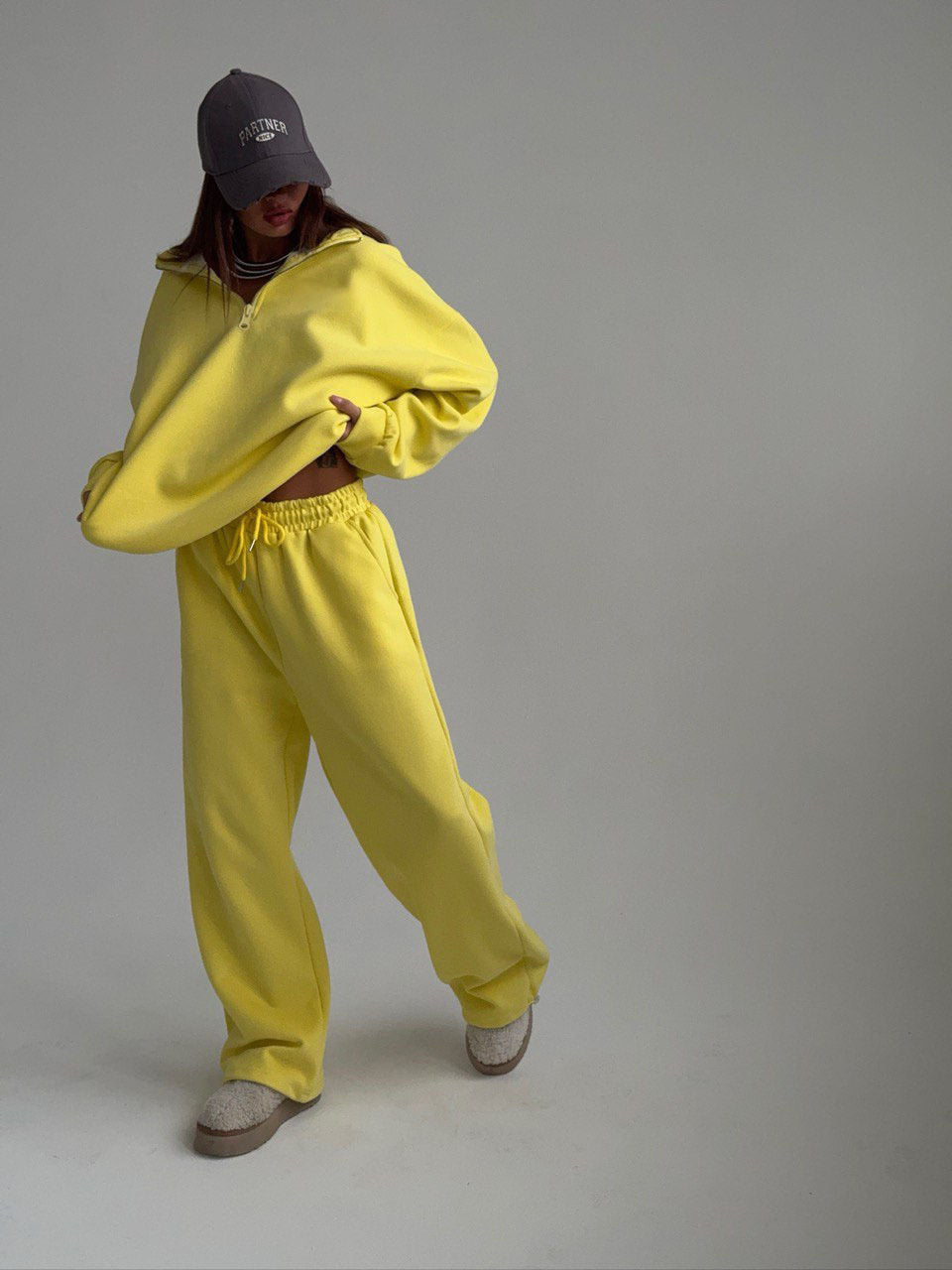 Women nan Oversize Half-zip Pullover with Stand-up Collar and Wide Lounge Pants Set Mune Fashion