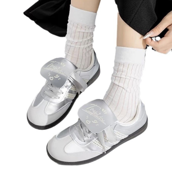 Women's sneakers with shiny upper material and unique design Mune Fashion