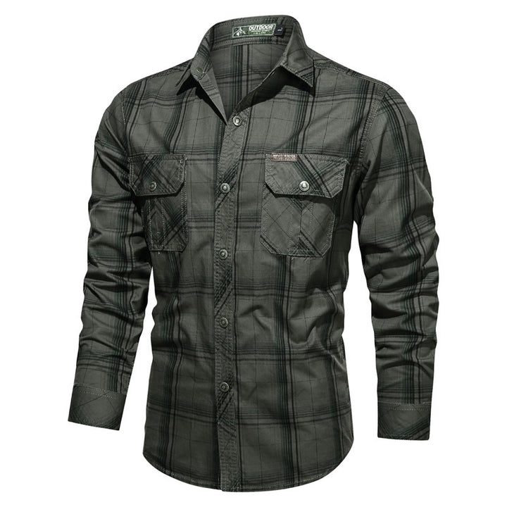 Men's checked outdoor shirt with double chest pockets, reinforced seams, and close-fitting cut Mune Fashion