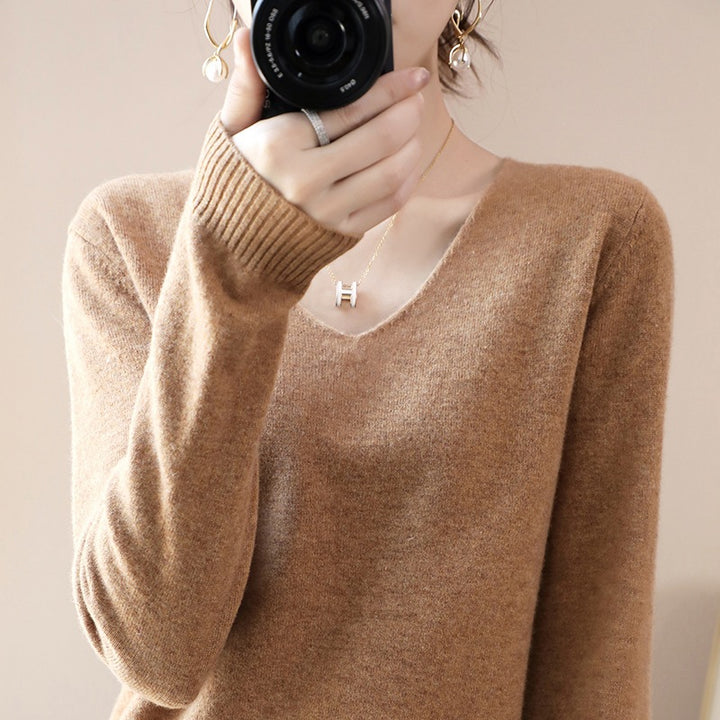 Ladies V-neck pullover in cashmere look with casual fit and ribbed cuffs Mune Fashion