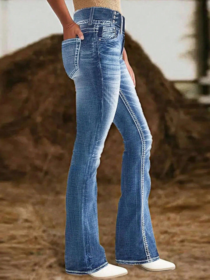 Ladies high-waisted flared jeans with side decorative seam and sculpting stretch waistband Mune Fashion