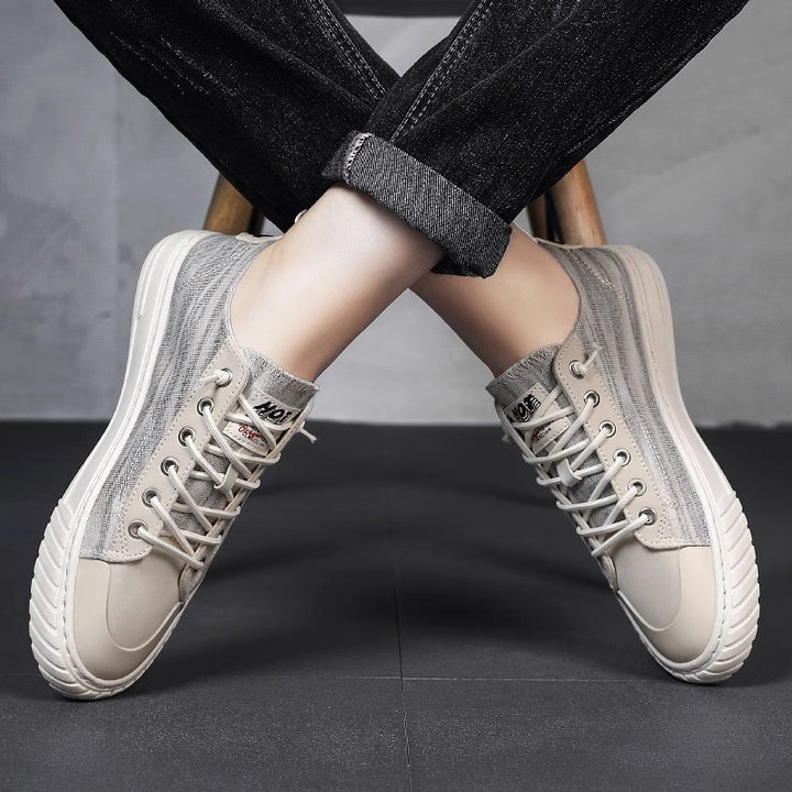 Unisex lightweight retro canvas sneakers with reinforced toe cap and profiled rubber sole Mune Fashion