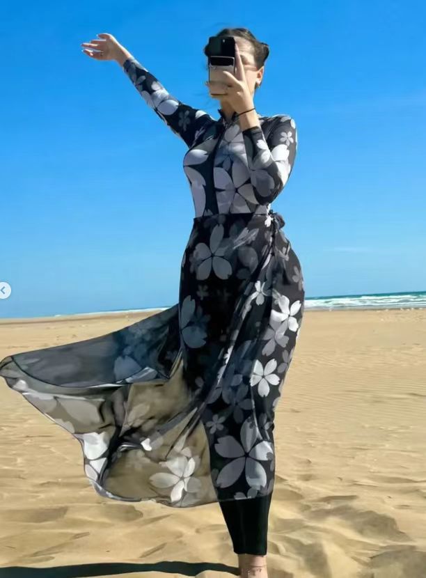 Women's Elegant and Flowing Beach Dress Mune Fashion